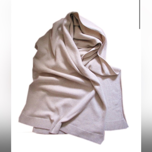Frost cashmere scarf - Picture 8 of 11